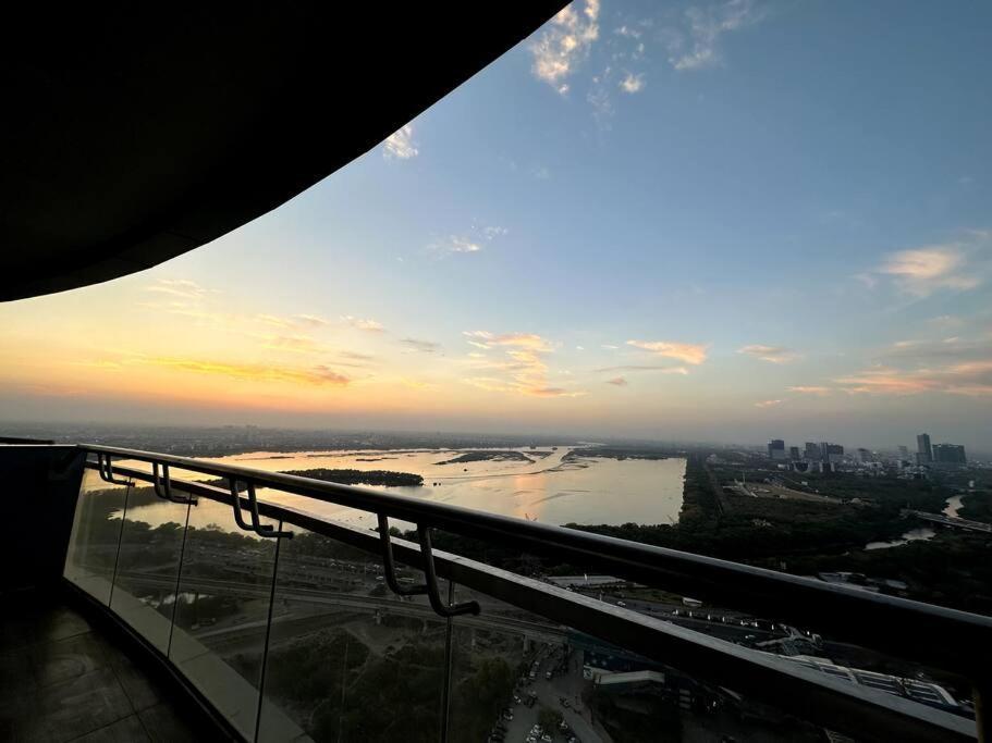 Cloud Stay@41St Floor Noida Exterior foto